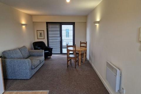 2 bedroom flat to rent, Derby Road, Nottingham NG7