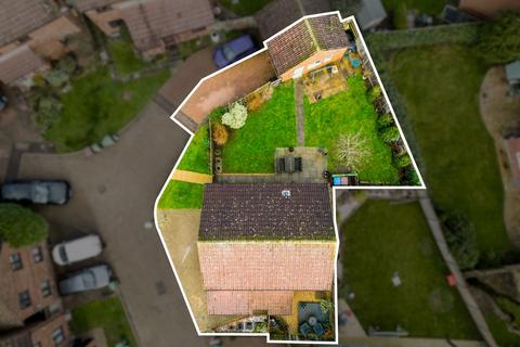 undefined, Nan Aires, Aylesbury HP22