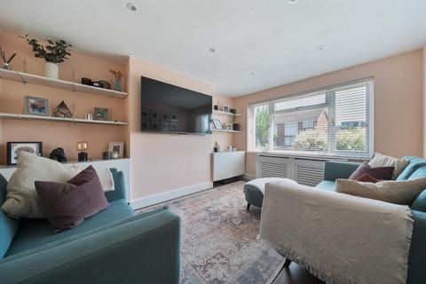 undefined, Windrush Avenue, Bedford