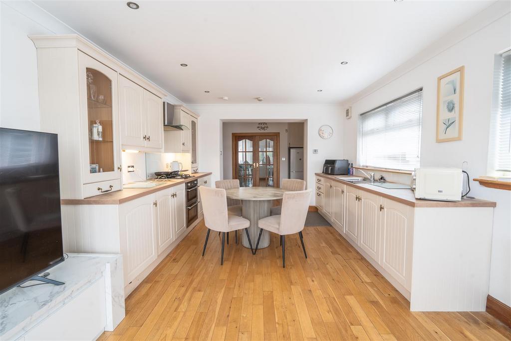 Kitchen-1.jpg