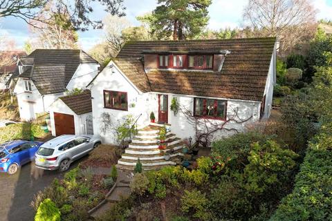 3 bedroom detached house for sale, Pilford Heath Road, Colehill, BH21 2NA