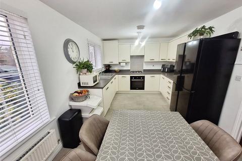 3 bedroom detached house for sale, Lower Farm Way, Warwickshire CV10