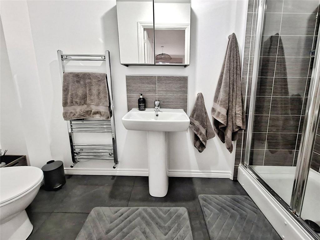 En Suite Shower