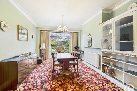 3 bedroom semi-detached house for sale, Ravenscraig Road, London, N11