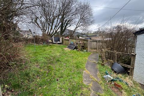 undefined, Cwrtnewydd, Llanybydder, SA40