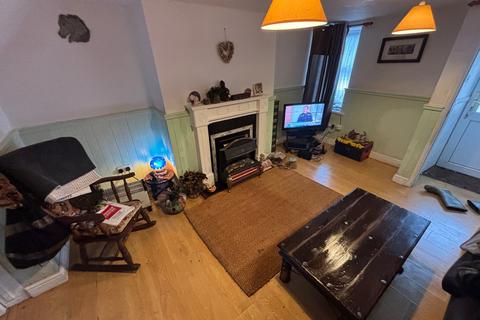 undefined, Cwrtnewydd, Llanybydder, SA40