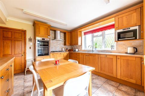 4 bedroom detached house for sale, Maidstone Road, Rainham, Kent, ME8