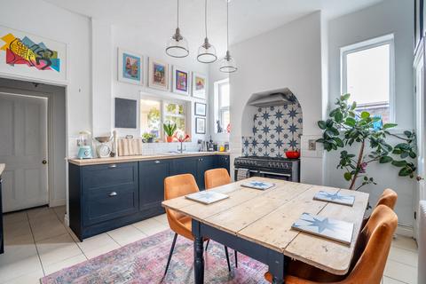 3 bedroom end of terrace house for sale, South View Terrace, York