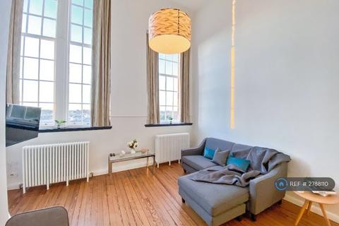 1 bedroom flat to rent, Mcdonald Road, Edinburgh, EH7