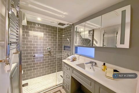 1 bedroom flat to rent, Mcdonald Road, Edinburgh, EH7