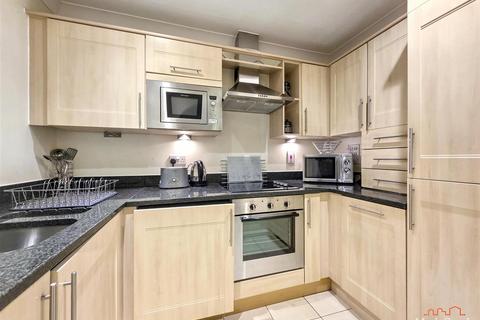 undefined, Leret Way, Leatherhead KT22
