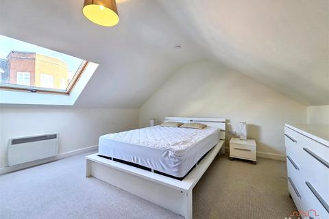 undefined, Leret Way, Leatherhead KT22
