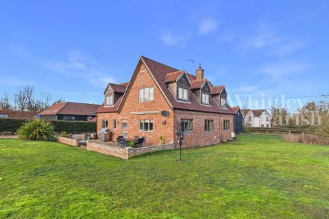undefined, West End, Saxlingham Thorpe