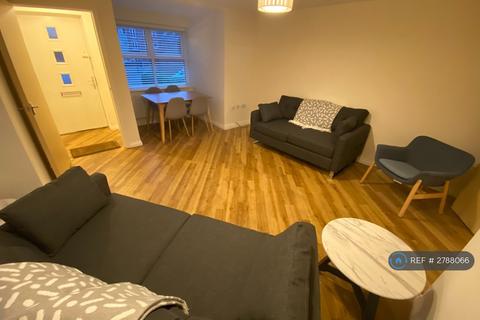 3 bedroom semi-detached house to rent, Highmarsh Crescent, Manchester, M20