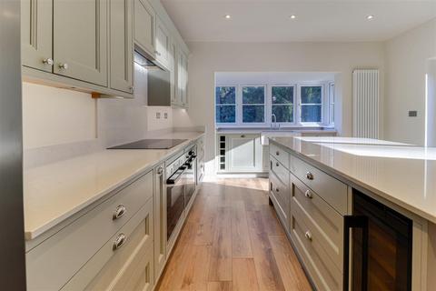 undefined, Burrows Lane, Guildford GU5