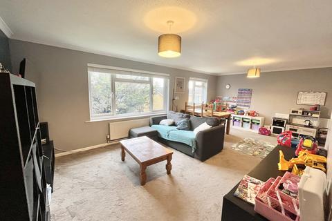 2 bedroom apartment for sale, Poole BH17