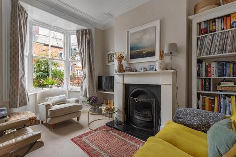 2 bedroom terraced house for sale, Nunthorpe Road, York