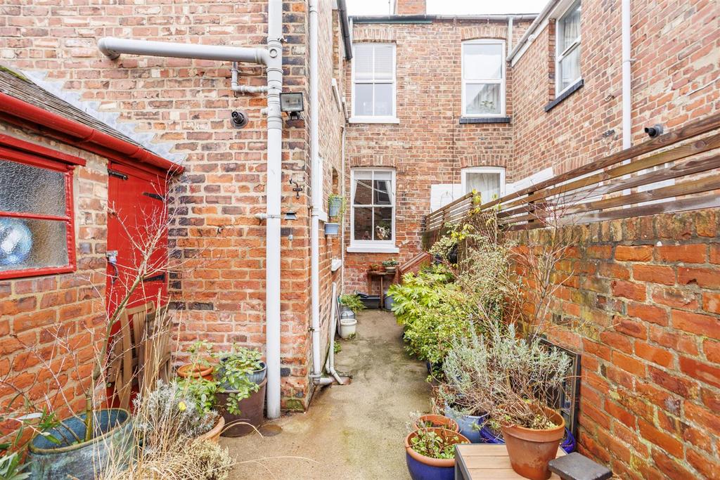 55 Nunthorpe Road  6.jpg