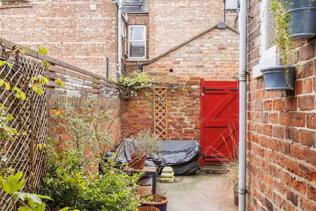 55 Nunthorpe Road  2.jpg