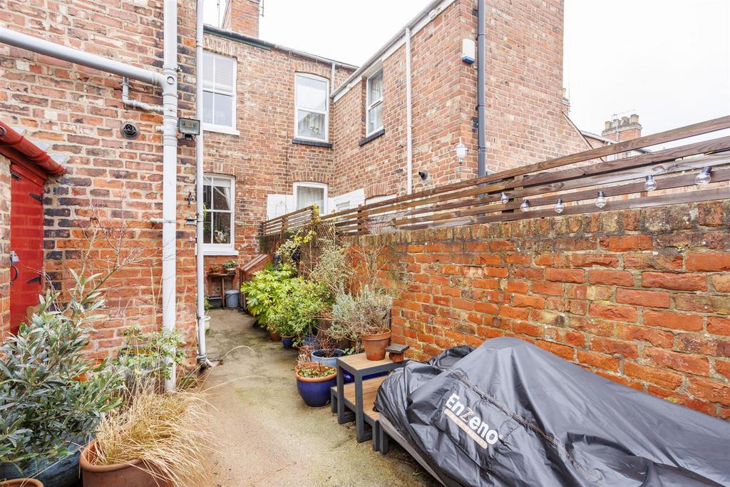 55 Nunthorpe Road  5.jpg