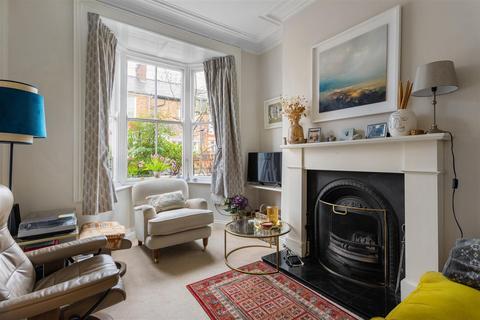 2 bedroom terraced house for sale, Nunthorpe Road, York