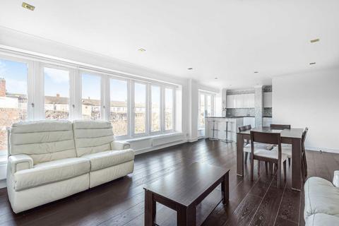 2 bedroom flat to rent, Odessa Street, London SE16