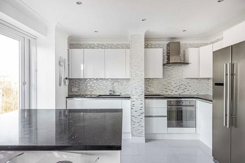 2 bedroom flat to rent, Odessa Street, London SE16