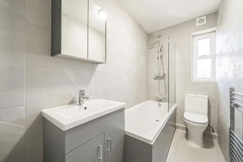 1 bedroom flat to rent, Streatham High Road, London SW16