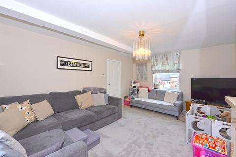 2 bedroom townhouse for sale, Hermitage Walk, Mountfields, Shrewsbury
