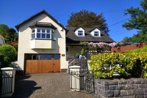 4 bedroom detached house for sale, Retreat Road, Penally, Tenby