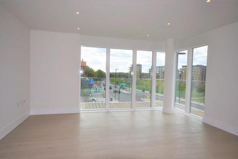 305 Kidbrooke Park Road, London SE3