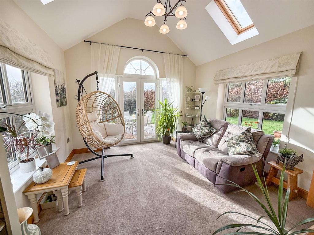 Garden Room Additional Photograph