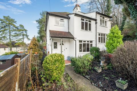 undefined, Farningham Crescent, Caterham CR3