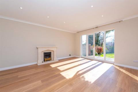 undefined, Whinchat Close, Hook RG27