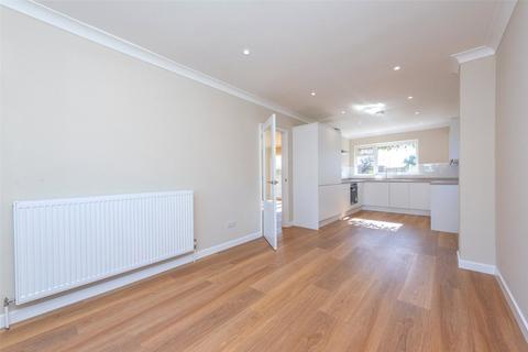 undefined, Whinchat Close, Hook RG27