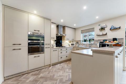 4 bedroom detached house for sale, Marsh Brook Road, Widnes WA8