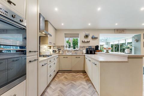 4 bedroom detached house for sale, Marsh Brook Road, Widnes WA8