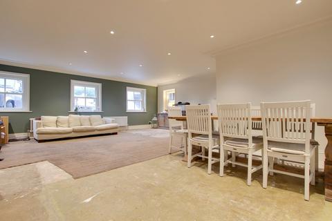 6 bedroom detached house for sale, St Thomas Street, Lymington, SO41