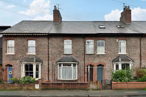 3 bedroom terraced house for sale, Sandringham Street, York YO10