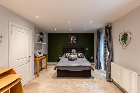 1 bedroom apartment for sale, Thelwall New Road, Warrington WA4