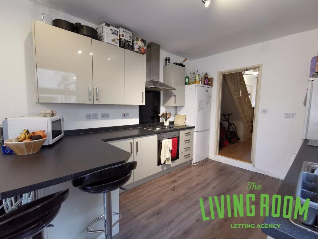 Kitchen 1