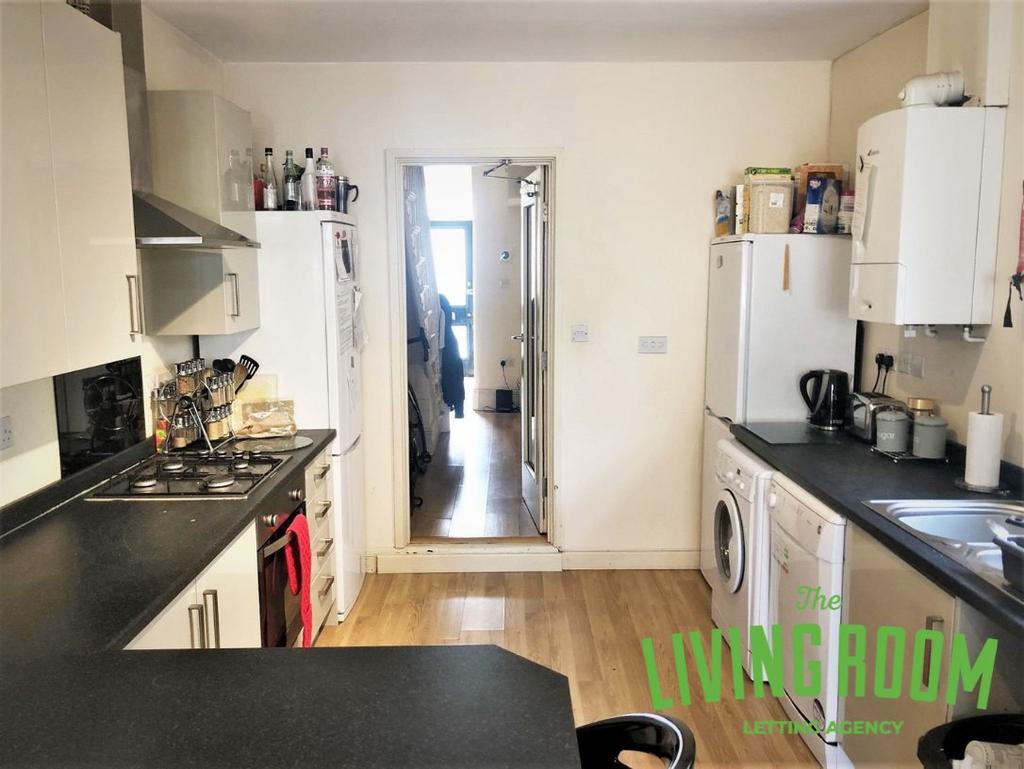 Kitchen 2