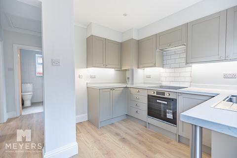 2 bedroom bungalow for sale, Poole BH12