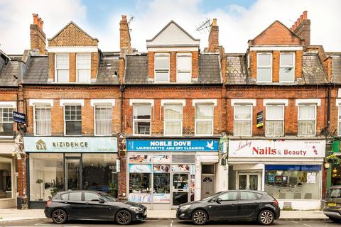 1 bedroom flat for sale, Richmond Road, East Twickenham TW1