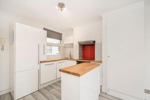 1 bedroom flat for sale, Richmond Road, East Twickenham TW1