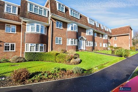 undefined, Buckingham Close, Emerson Park, Hornchurch, RM11