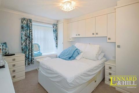 undefined, Palmers Drive, Grays RM17