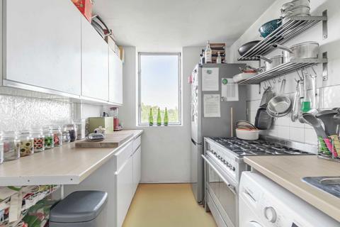 2 bedroom flat for sale, Lower Mortlake Road, Richmond TW9