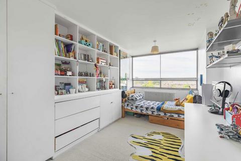 2 bedroom flat for sale, Lower Mortlake Road, Richmond TW9