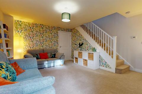 3 bedroom terraced house for sale, King Stephen Meadows, Milton Keynes MK12